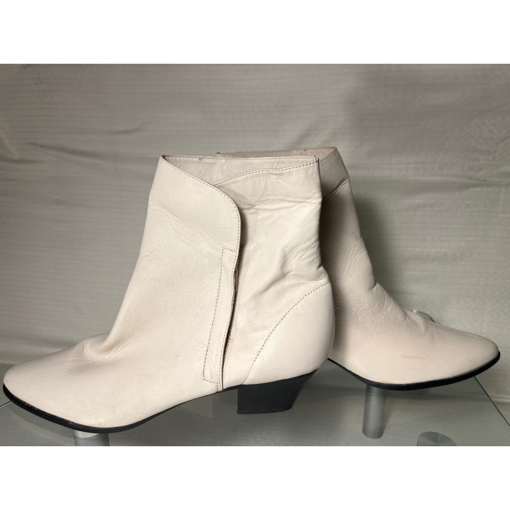 Vtg crème Leather Wrap Ankle Boots Pointed Toe Block Heel Made in Argentina SZ 9